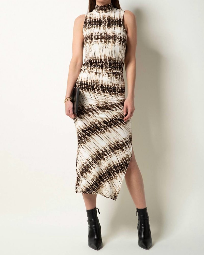 Front of a model wearing a size L Arden Sleeveless Dress in Folded Shibori Stripe in Folded Shibori Stripe by Tart Collections. | dia_product_style_image_id:339612